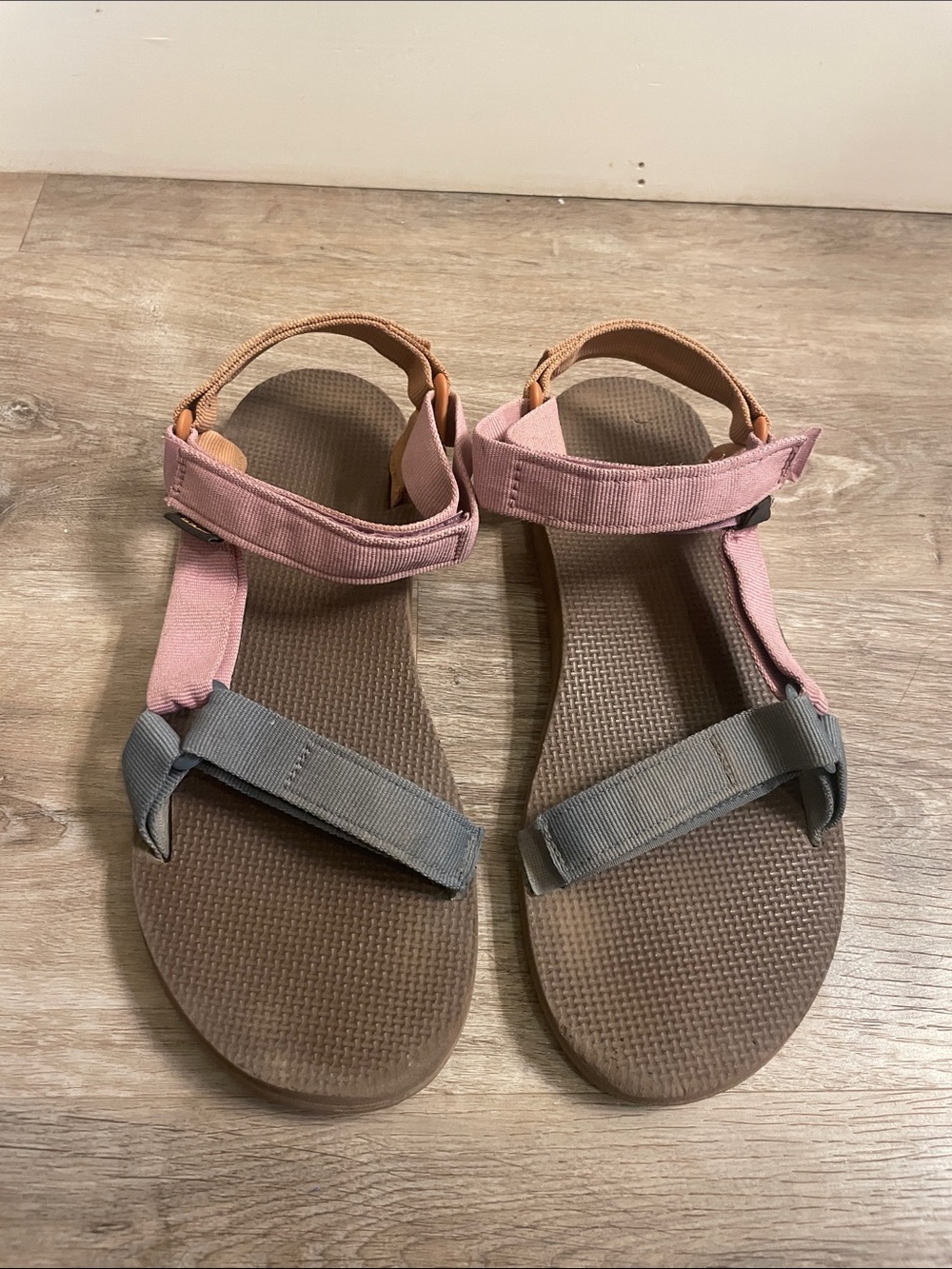 Teva Universal Women's Pastel Pink, Blue, Yellow brown multi Sport Sandals Sz 10